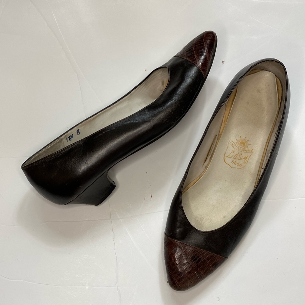 Vintage brown heels